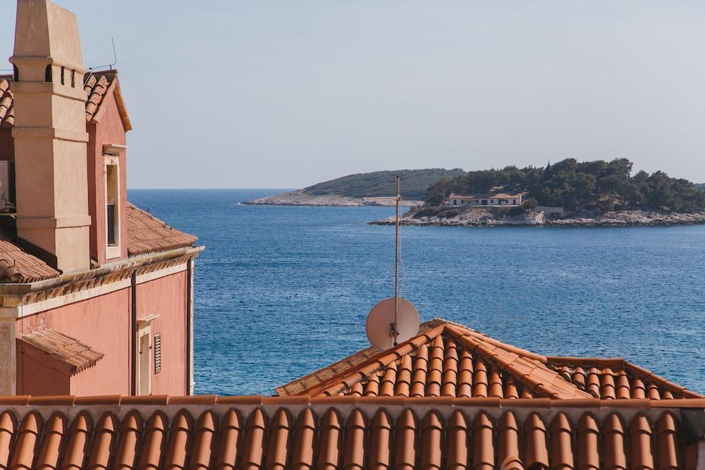 Park Hvar هفار المظهر الخارجي الصورة